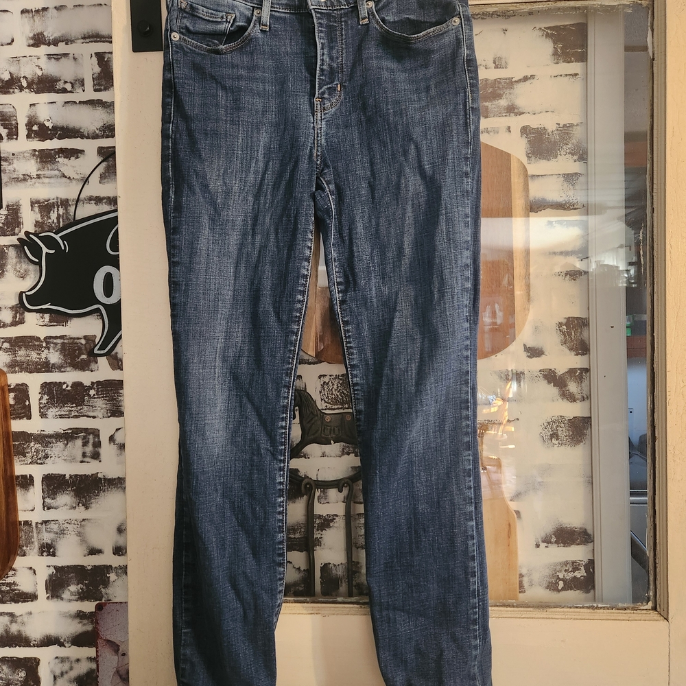 Levi's Women's Straight Leg Blue Jeans